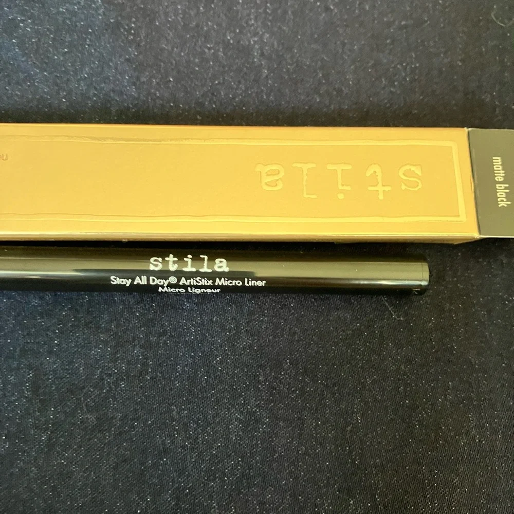 Stila All Day ArtiStix Micro Liner in Matte Black New in Box